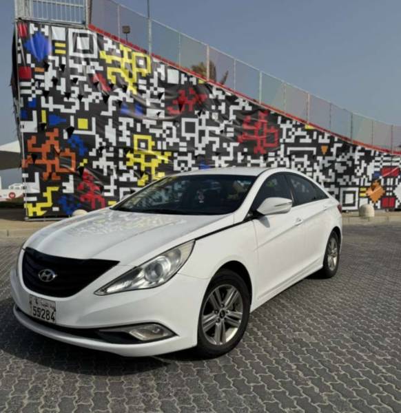 للبيع هيونداي سوناتا 2015