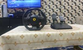 THRUSTMASTER STREEING WHEEL FOR PS5 للبيع