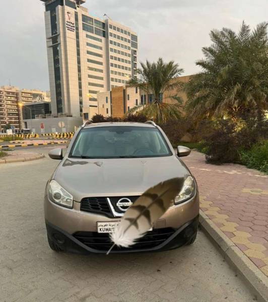 للبيع نيسان قشقاي 2014