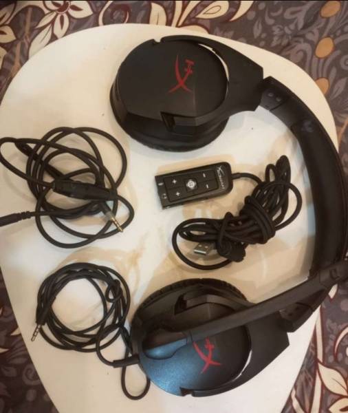 سماعة HYPERX للبيع