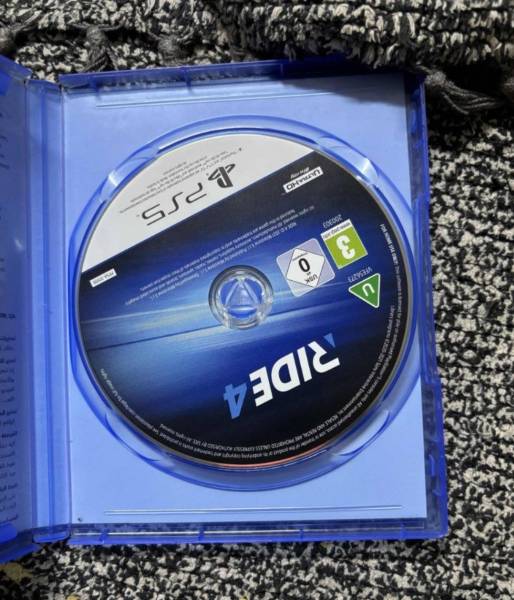 Ps5 game ride4 للبيع