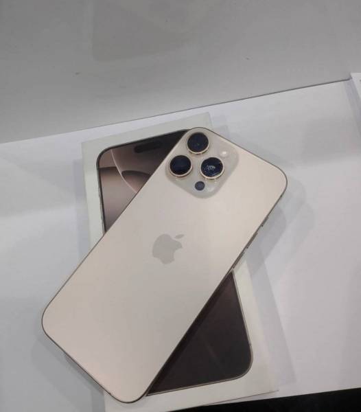 ايفون 16 برو ماكس للبيع
