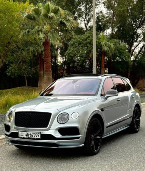 للبيع بنتلي بنتياقا 2020