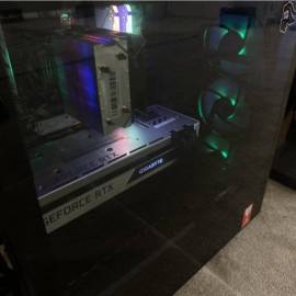 Pc i7-9700k للبيع