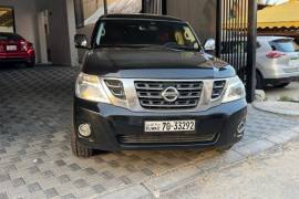 للبيع نيسان باترول بلاتينيوم (400)  2014