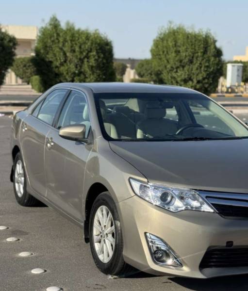 تويوتا كامري 2015 للبيع