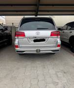 للبيع تويوتا لاند كروزر GXR V8 فل 2018