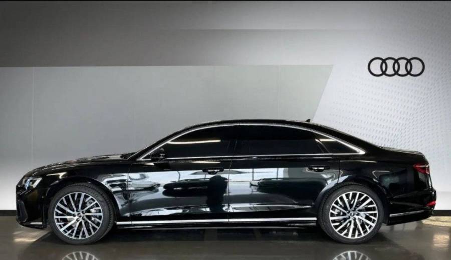 A8 L2021  Quattro 55 TFSI للبيع اودي