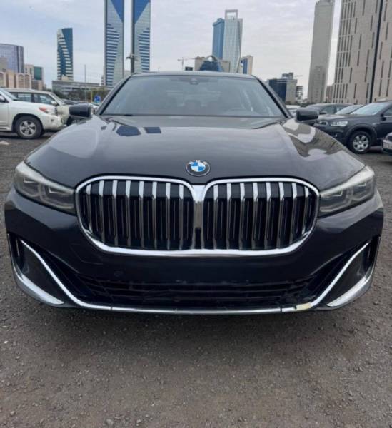 للبيع بي ام دبليو 730LI 2022