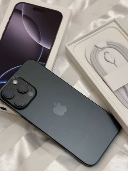 للبيع ايفون ١٦ برو ماكس