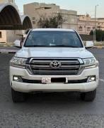 للبيع تويوتا جيب لاند كروزر GXR  2019