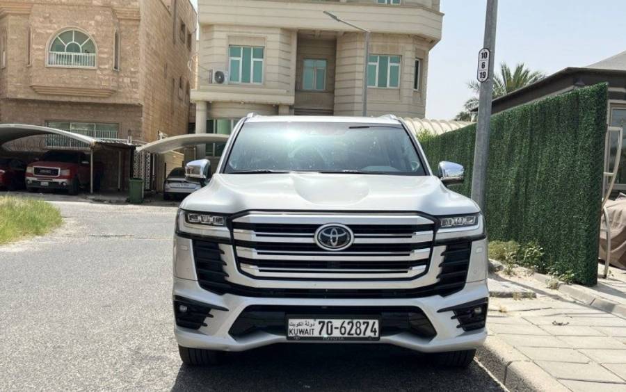 للبيع 2023 VX ایرواس تون تيربو لاند كروزر تويوتا