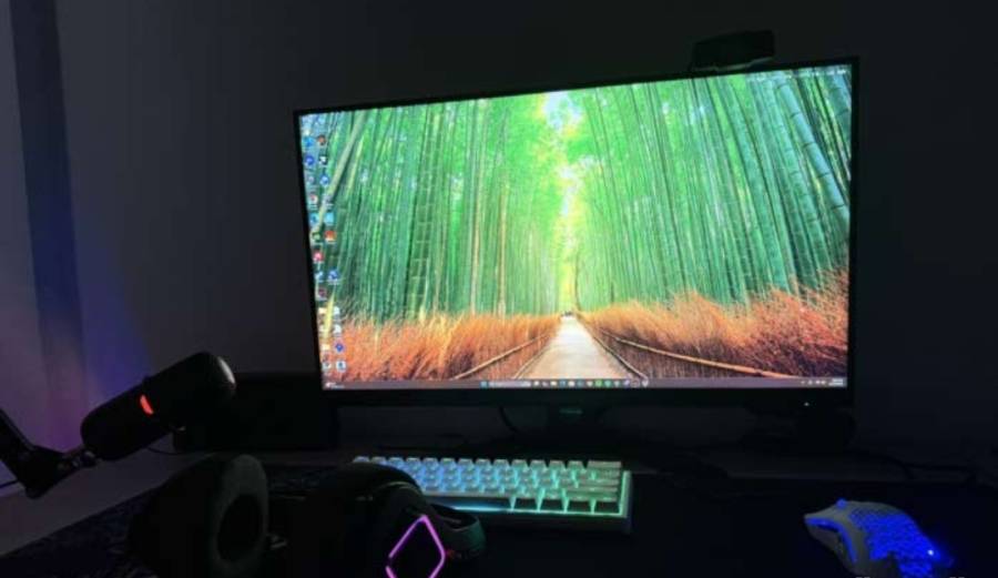 Gaming Monitor شاشة للبيع