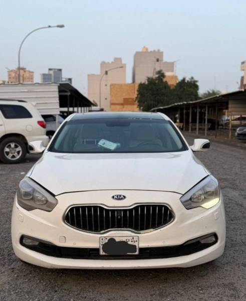 كيا كوريس 2014 للبيع