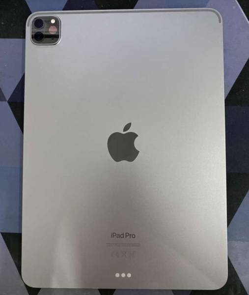 ipad pro m2 للبيع
