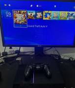 للبيع جهاز PS4