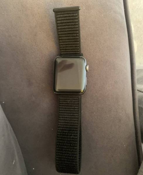 Apple Watch series 3 للبيع