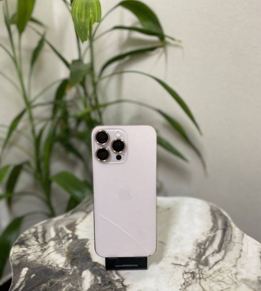 Iphone 16 pro max للبيع