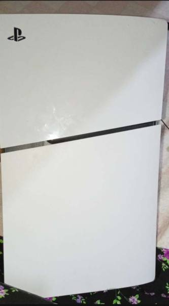 PS5 Slim Disc Edition للبيع