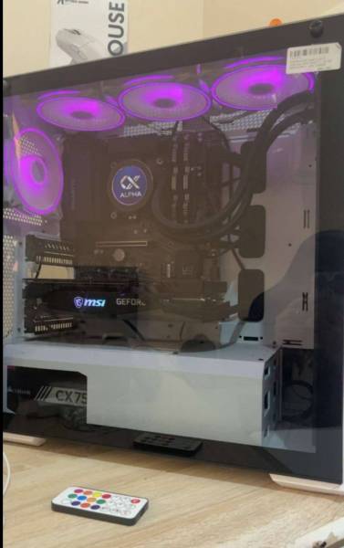 PC Gaming للبيع