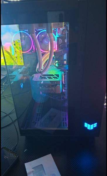 Gaming pc للبيع