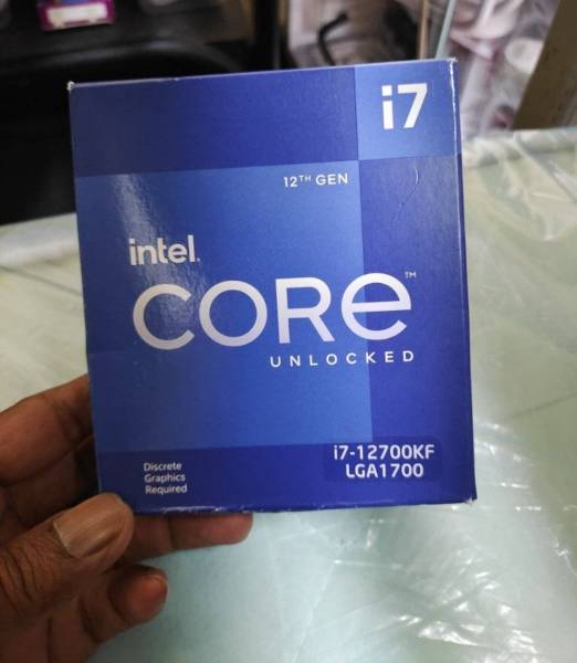 Intel i7 12700KF للبيع