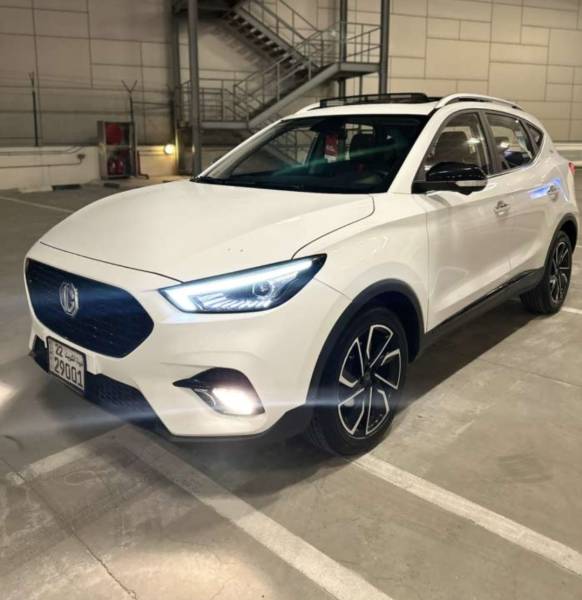 MG ZST 2023 للبيع