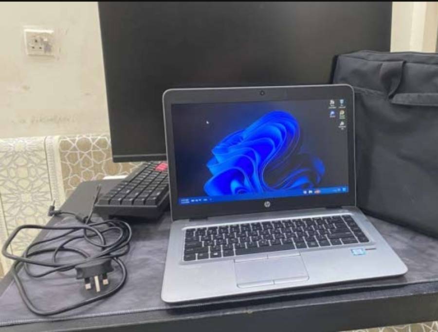 لابتوب للبيع