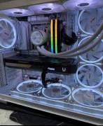 PC Gaming للبيع