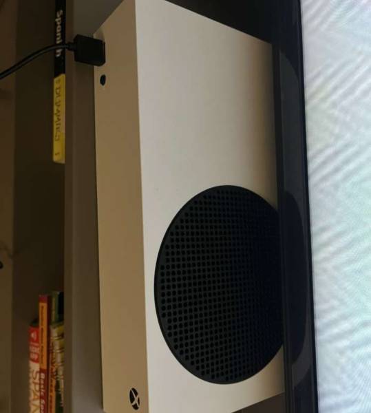 XBOX SERIES S للبيع