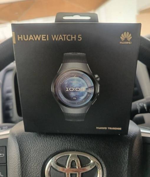 Huawei watch 5 e sim للبيع