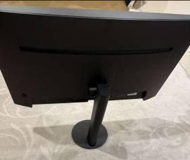 Sony 27' Gaming Monitor للبيع