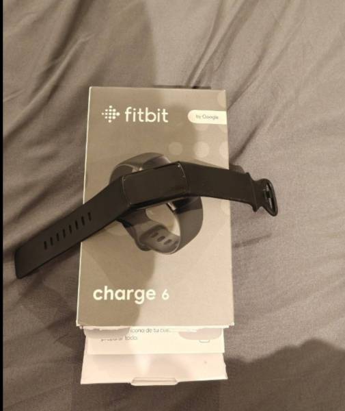 Fitbit charge 6 للبيع