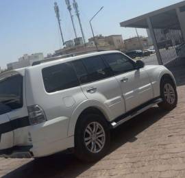 ميتسوبيشي باجيرو GLS 2019 للبيع