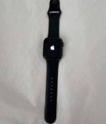 Apple watch series 4 للبيع