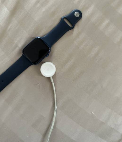 Apple Watch Series 7 للبيع