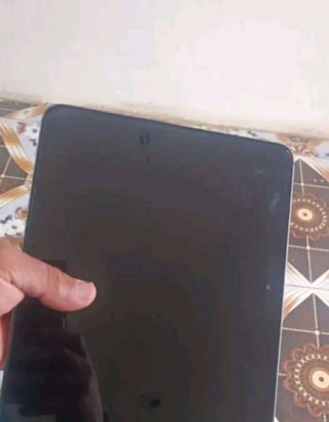 ايباد برو للبيع
