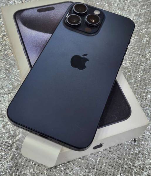 15promax للبيع ايفون