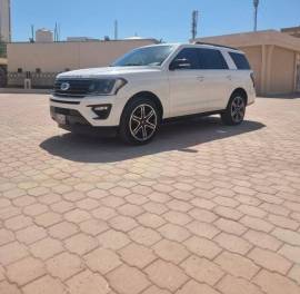 Expedition stealth street edition 2021 للبيع 