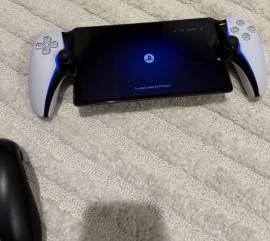 Playstation Portal للبيع