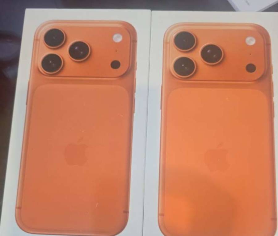 2 iphone pro 17 للبيع