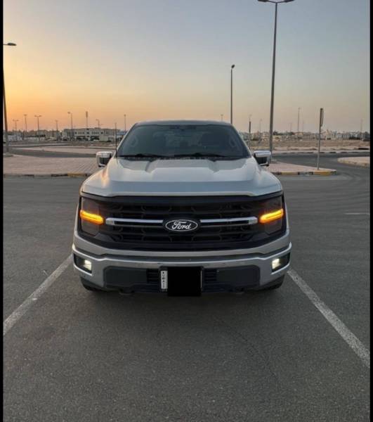 للبيع فورد F-150 XLT 2024