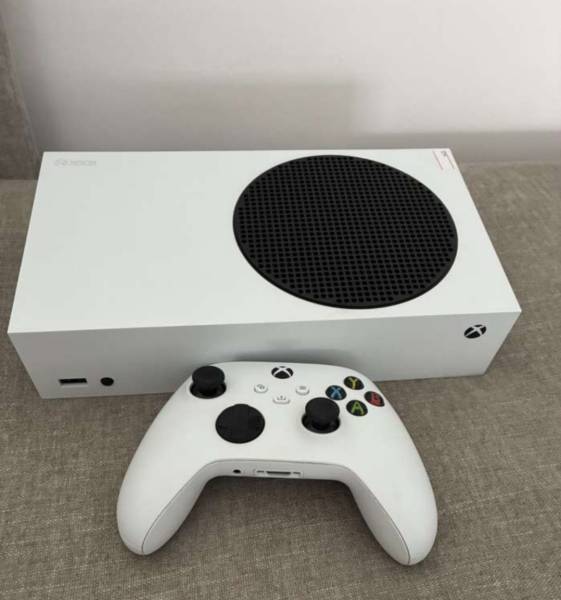 Xbox Series S للبيع