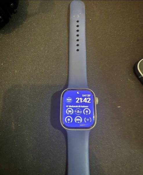 للبيع  10 Apple Watch series