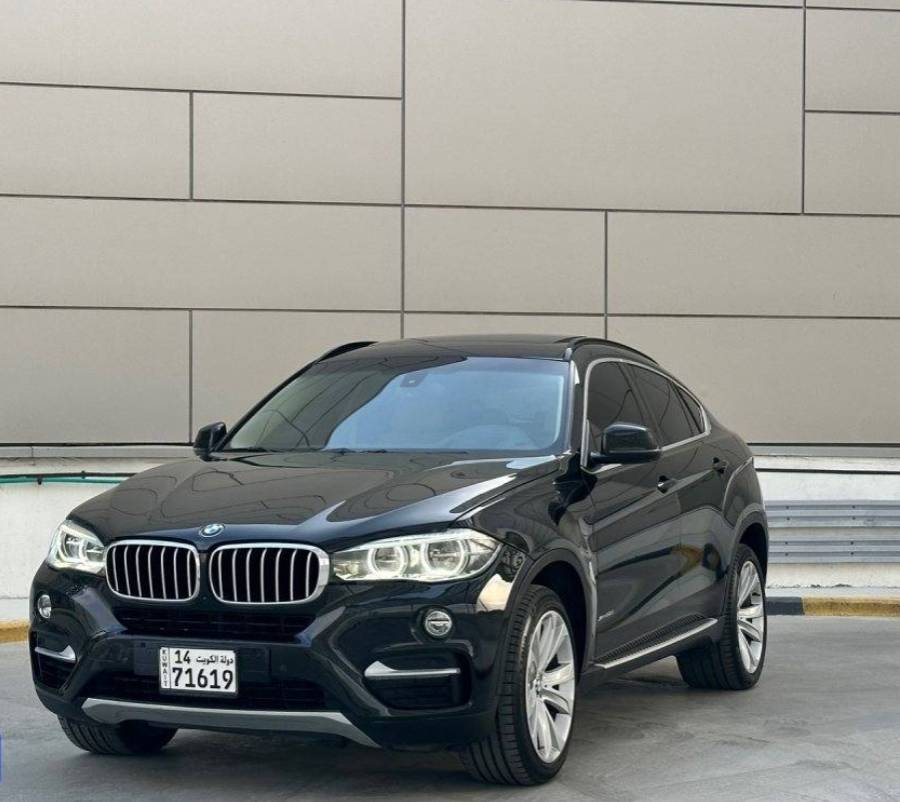 للبيع بي ام دبليو X6 2015