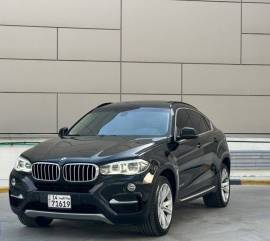 للبيع بي ام دبليو X6 2015