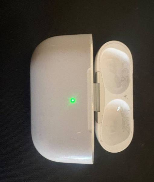 Apple Airpods Pro 2 CASE للبيع