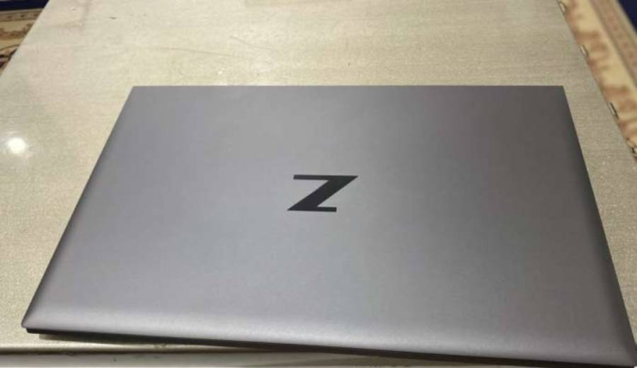 لابتوب اتش بي z Book للبيع