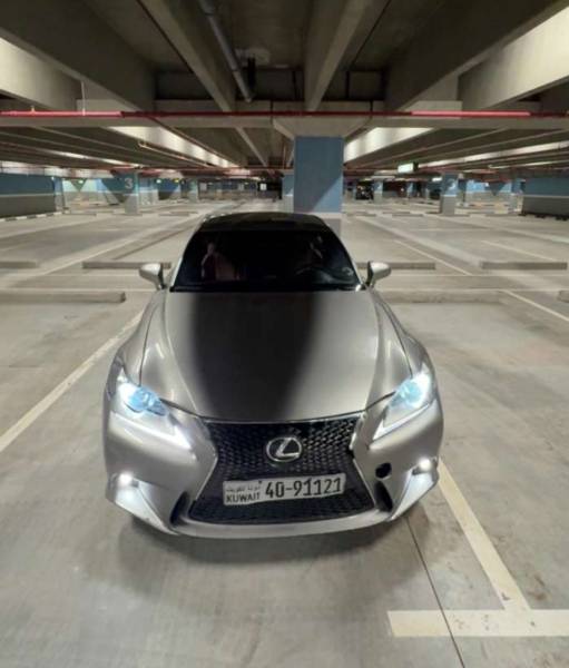 2016 sport f is350 لكزس للبيع