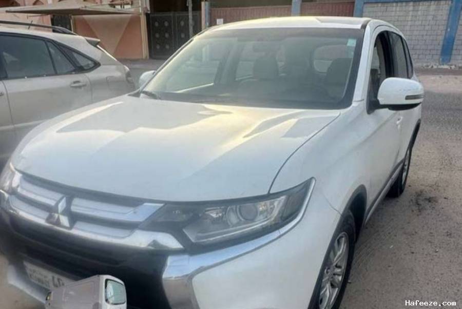 للبيع ميتسوبيشي اوتلاندر 2019